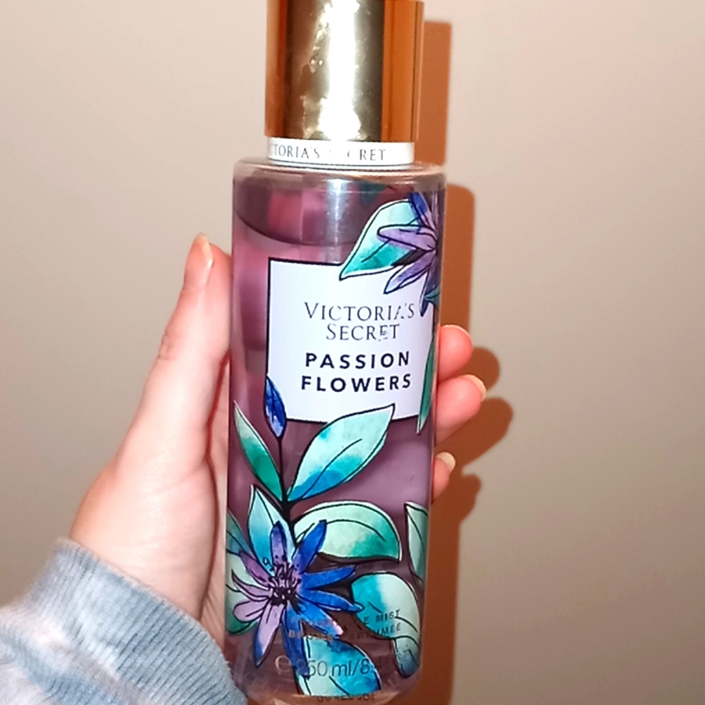 Victoria's Secret spray